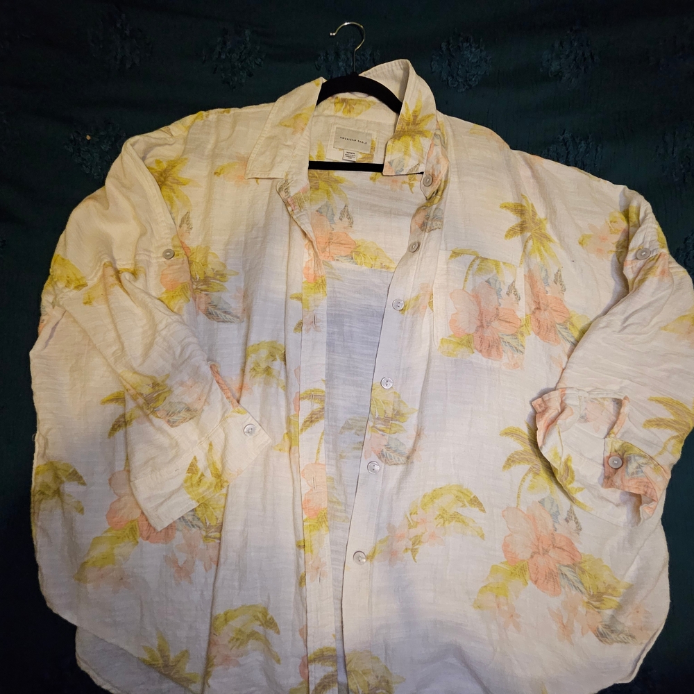 American Eagle Outfitters Floral Lightweight Shirt Jacket